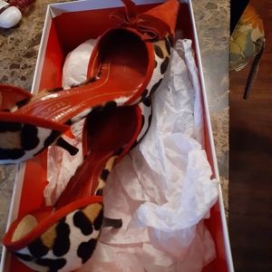 Pretty red/leopard coach shoes